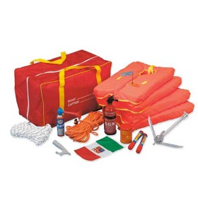 Dotazioni di Bordo Per La Navigazione Entro le 3 Miglia Kit Dotazioni