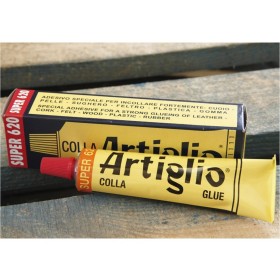 Colla Artiglio Confeizone Da 150 milliliter Modello Super 620 Adesivo Neoprenico