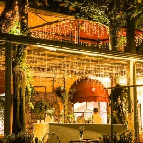 Luci di Natale per Interno ed Esterno Impermeabili Per Illuminare la Casa 144 led 4mx0.6m